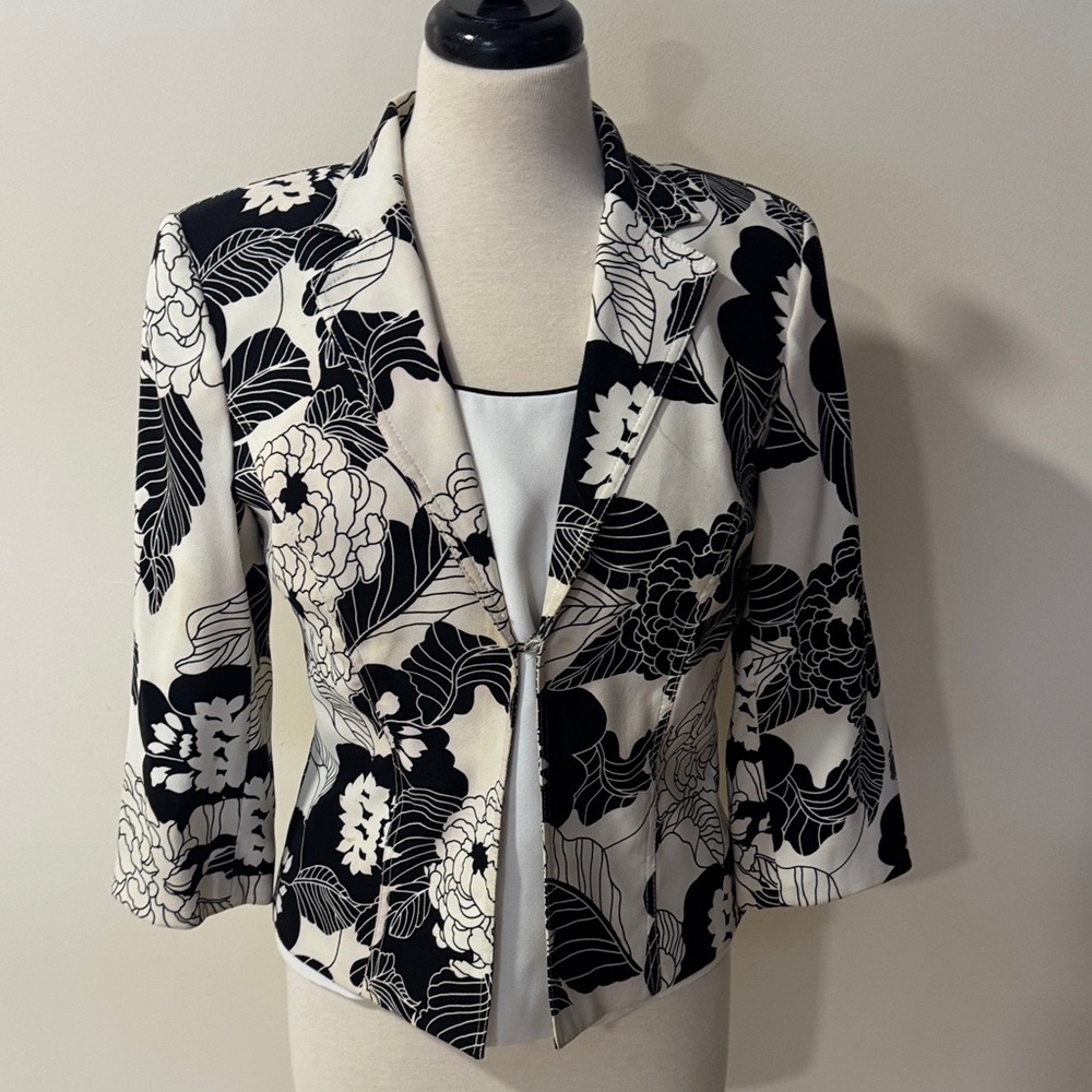 Rina Rossi Monochrome Floral Blazer